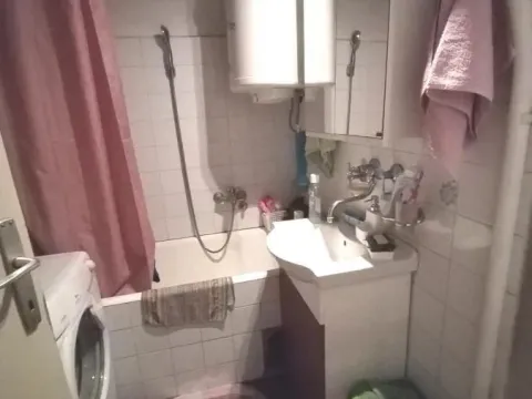 Prodaja, četvorosoban stan, 86m², Uciteljsko Naselje, Zvezdara Sve Podlokacije - image 10