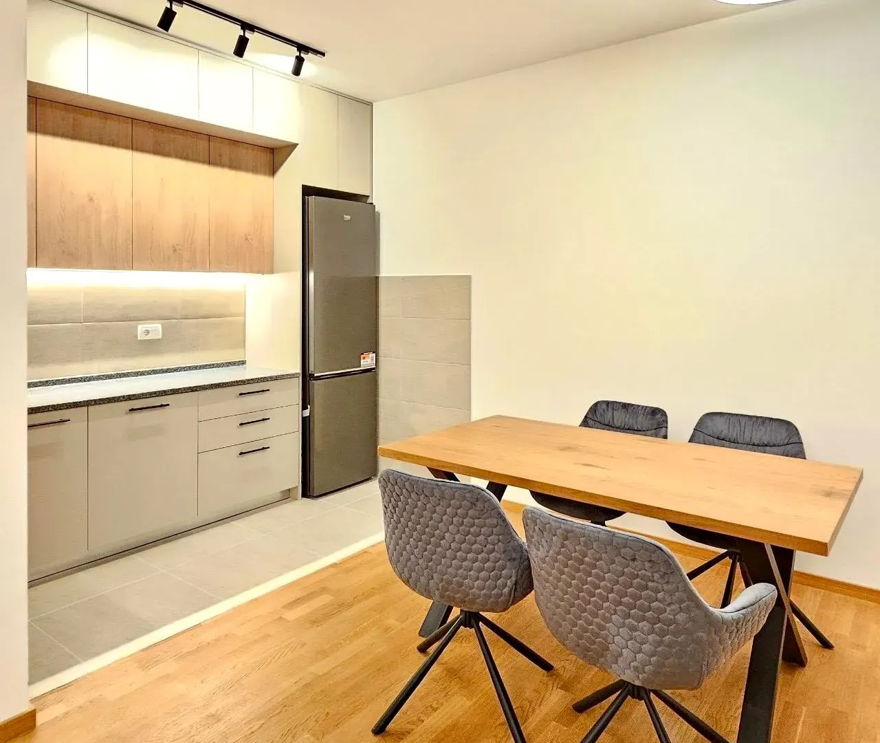 Rent, two bedroom apartment, 66m², Pobrežje, Podgorica