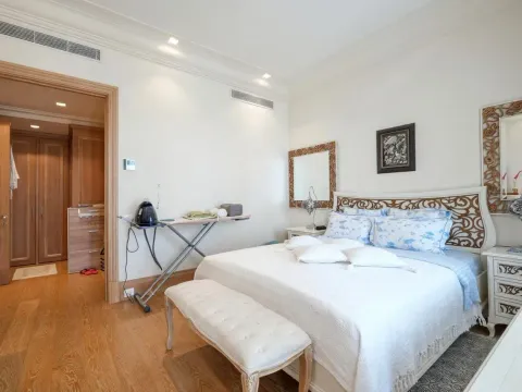 Prodaja, dvosoban stan, 135m², Porto Montenegro, Tivat - image 9