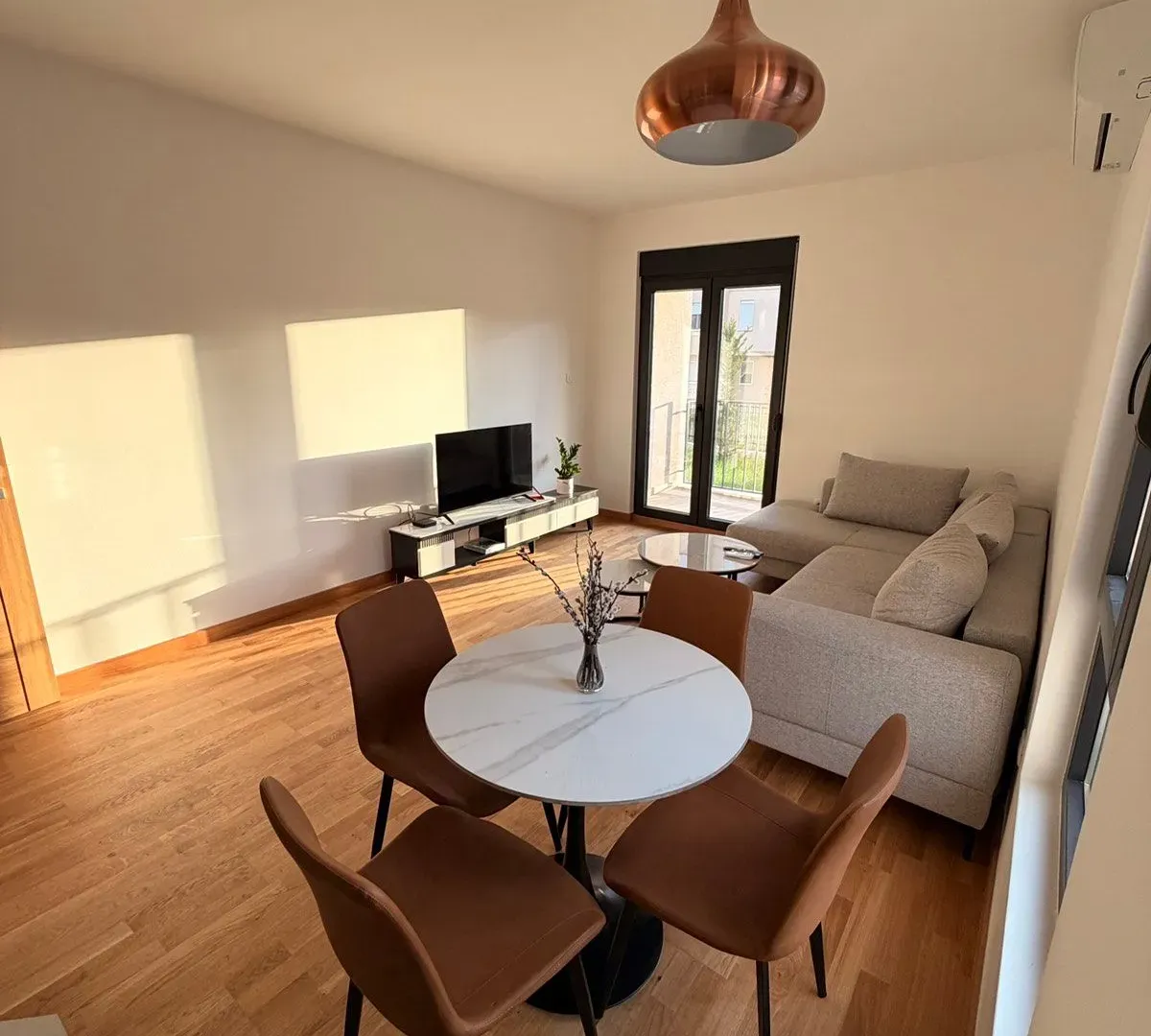 Rent, two bedroom apartment, 61m², Tološi, Podgorica