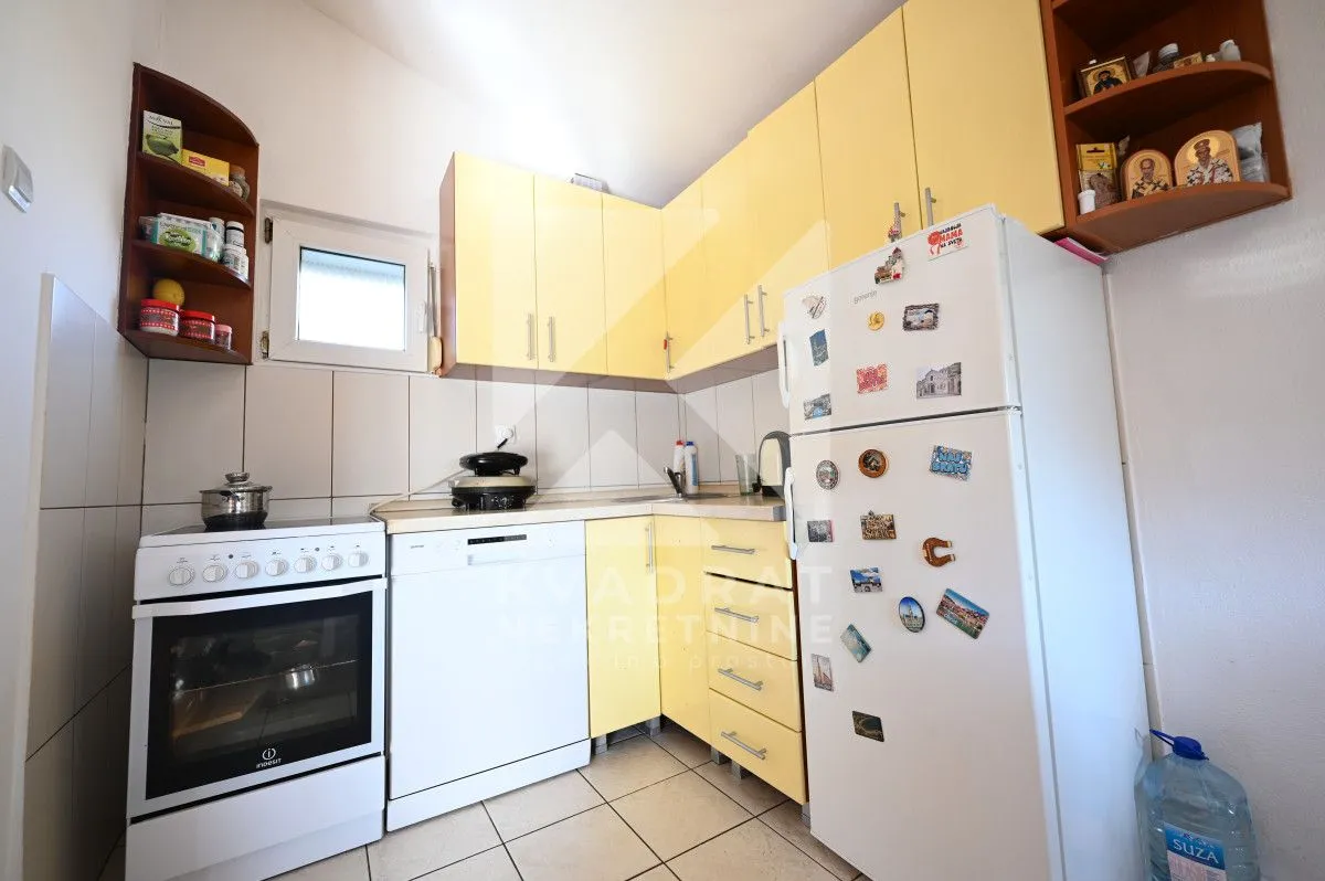 Prodaja, kuća, 101m², Tološka šuma, Podgorica