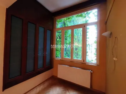 Rent, three bedroom apartment, 90m², Vračar Sve Podlokacije, Beograd - image 12
