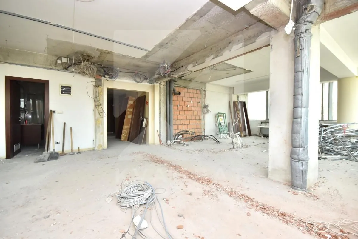Rent, office space, 358m², Preko Morače, Podgorica