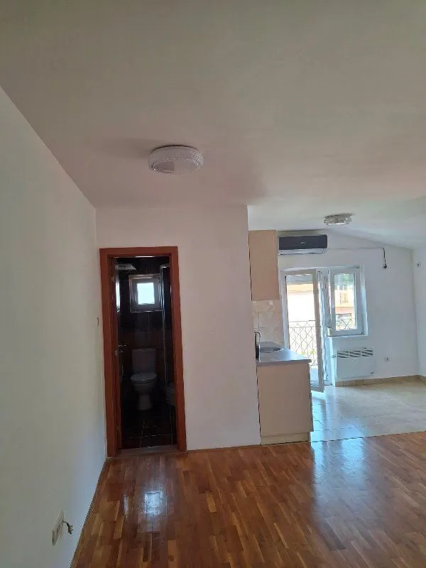 Sale, two bedroom apartment, 42m², Višnjica, Palilula Sve Podlokacije