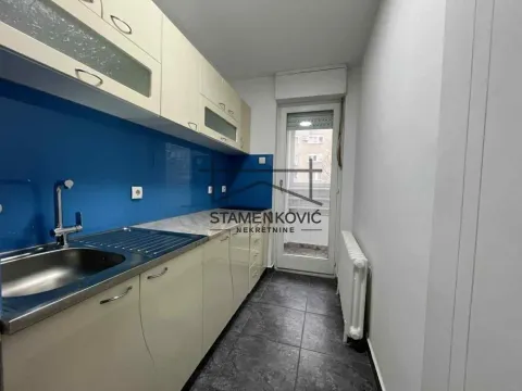Izdavanje, dvosoban stan, 41m², Grbavica, Novi Sad Sve Podlokacije - image 4