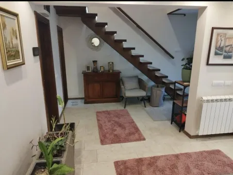 Izdavanje, četvorosoban stan, 115m², Savski Venac, Beograd - image 14