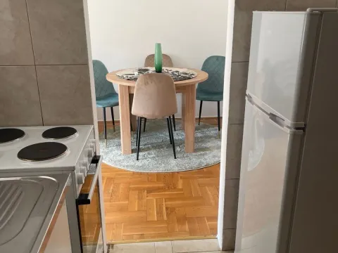 Sale, two bedroom apartment, 65m², Stari Aerodrom, Podgorica - image 5