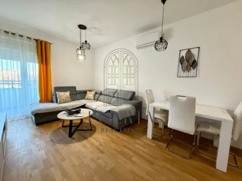 Izdavanje, jednosoban stan, 45m², Pobrežje, Podgorica - image 3