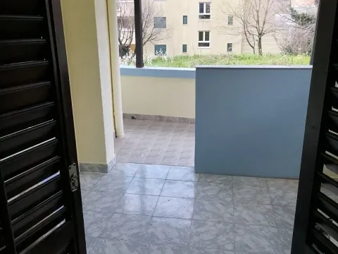 Rent, one bedroom apartment, 50m², Petrovac, Budva - image 6