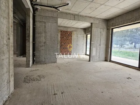 Rent, office space, 175m², Zagorič, Podgorica - image 2