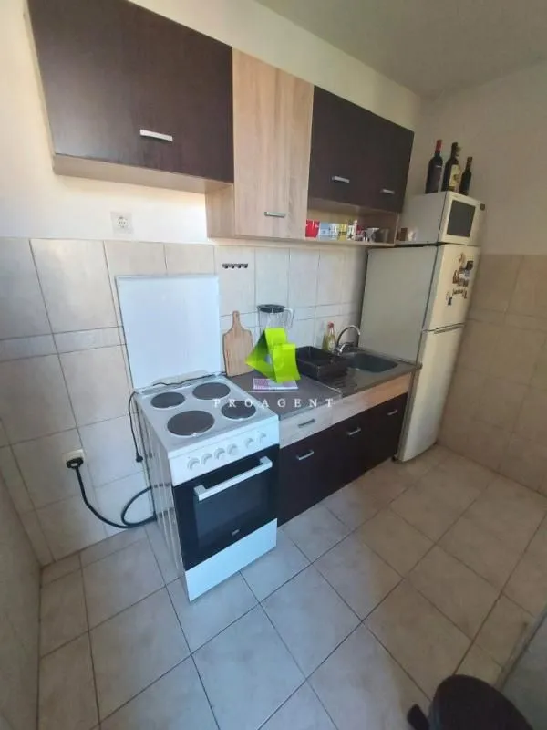 Rent, apartment, 35m², Medijana, Niš