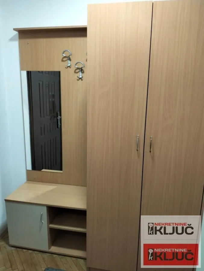 Izdavanje, garsonjera, 29m², Sajmište, Novi Sad