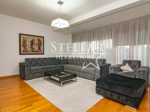 Izdavanje, četvorosoban stan, 142m², Preko Morače, Podgorica - image 16