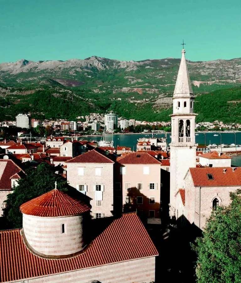 Sale, one bedroom apartment, 54m², Budva, Crna Gora