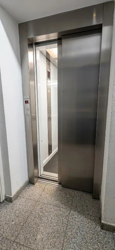 Prodaja, trosoban stan, 83m², Neimar, Vračar Sve Podlokacije