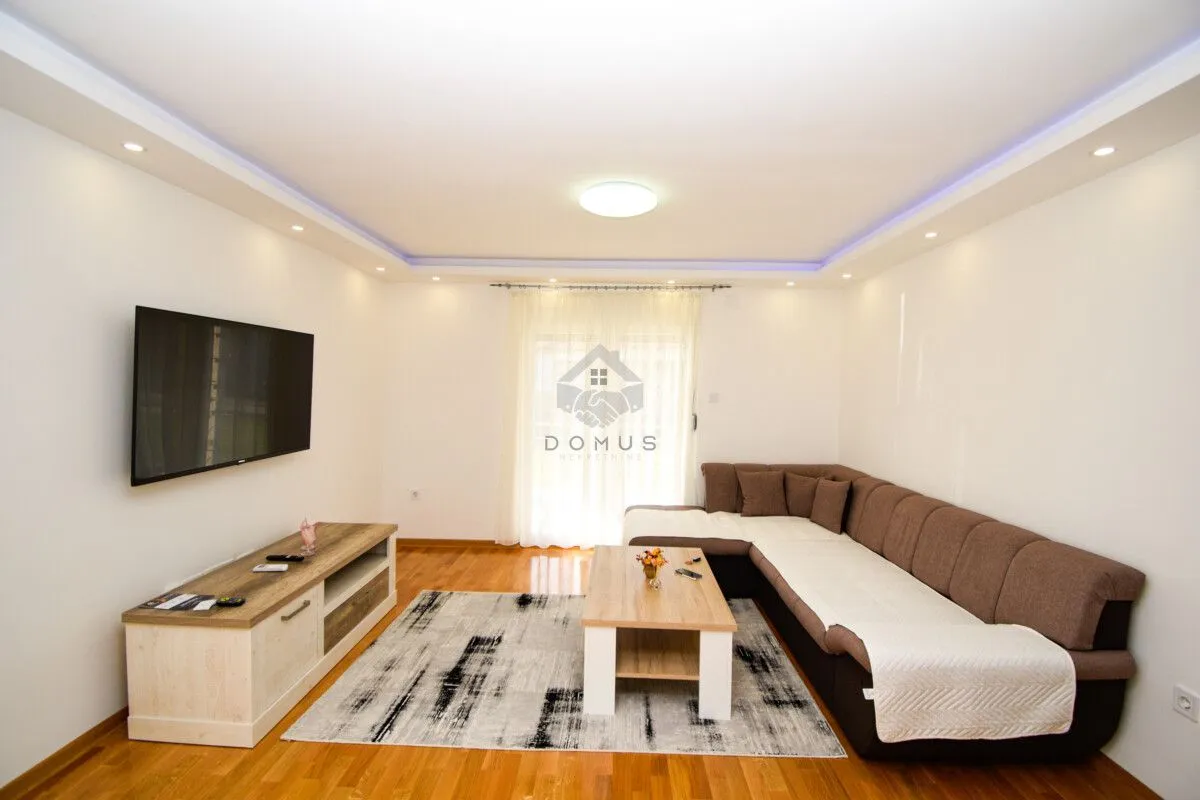 Izdavanje, trosoban stan, 108m², Donja Gorica, Podgorica