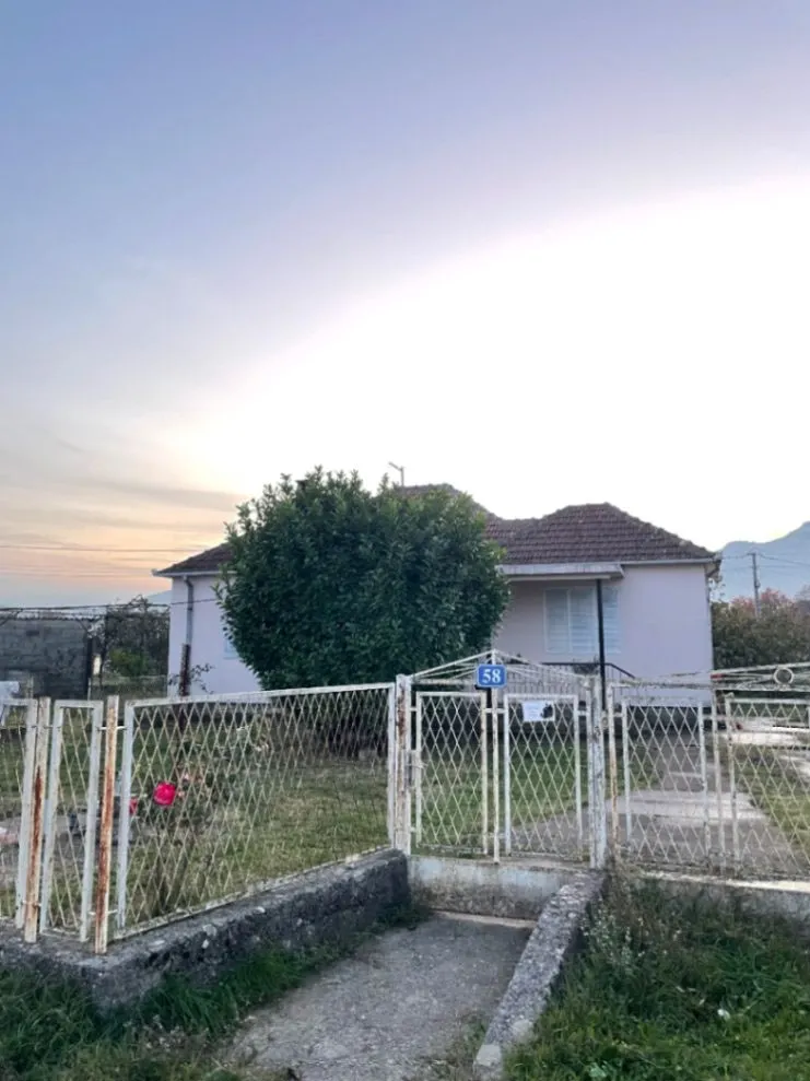 Prodaja,  kuća, 80m2, Botun, Podgorica