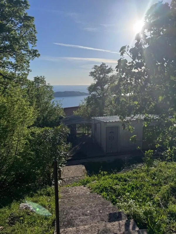 Prodaja, plac, 833m², Kuljače, Budva