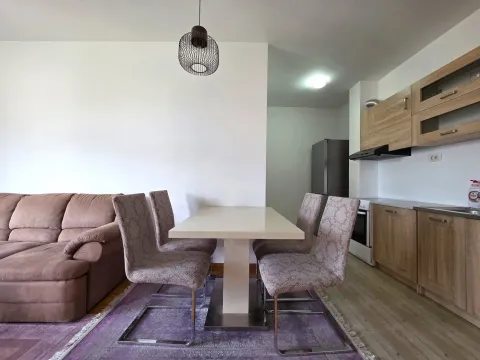 Prodaja, stan, 64m², Pobrežje, Podgorica - image 4
