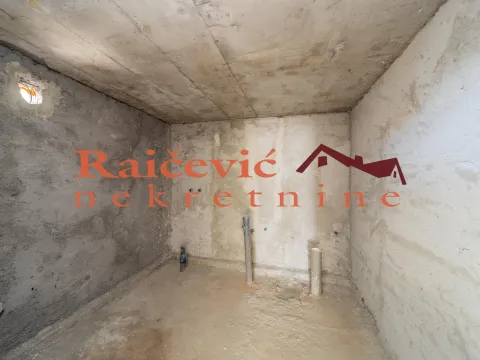 Rent, office space, 340m², Železnik, Beograd - image 12