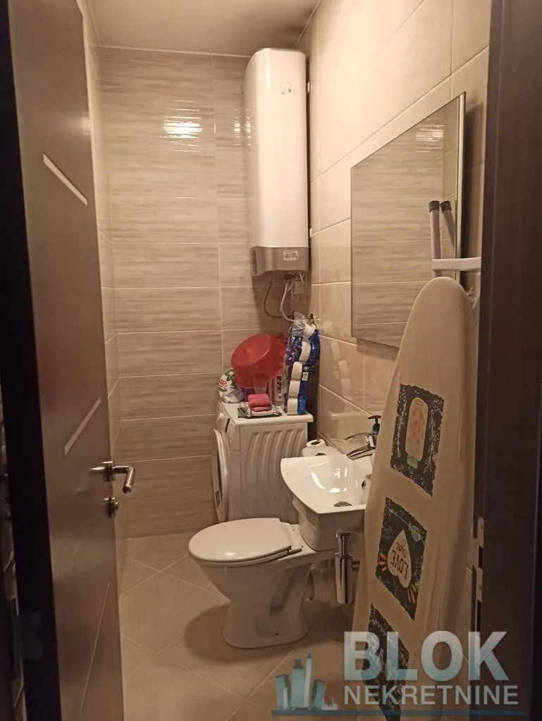 Izdavanje, dvosoban stan, 90m², Preko Morače, Podgorica
