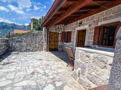Prodaja, dvosoban stan, 87m², Perast, Kotor - image 7