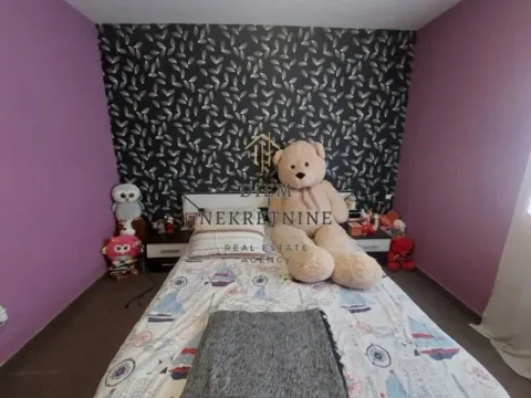 Rent, two bedroom apartment, 80m², Kavač, Kotor - image 12