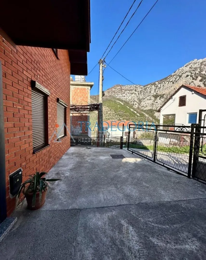 Prodaja, kuća, 90m², Sutomore, Bar