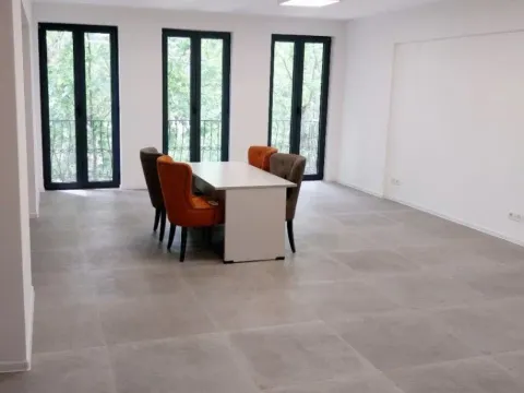 Rent, office space, 120m², Centar, Podgorica - image 3