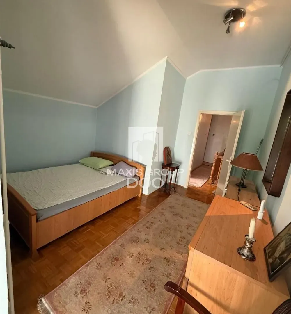 Rent, house, 153m², Bežanija, Beograd