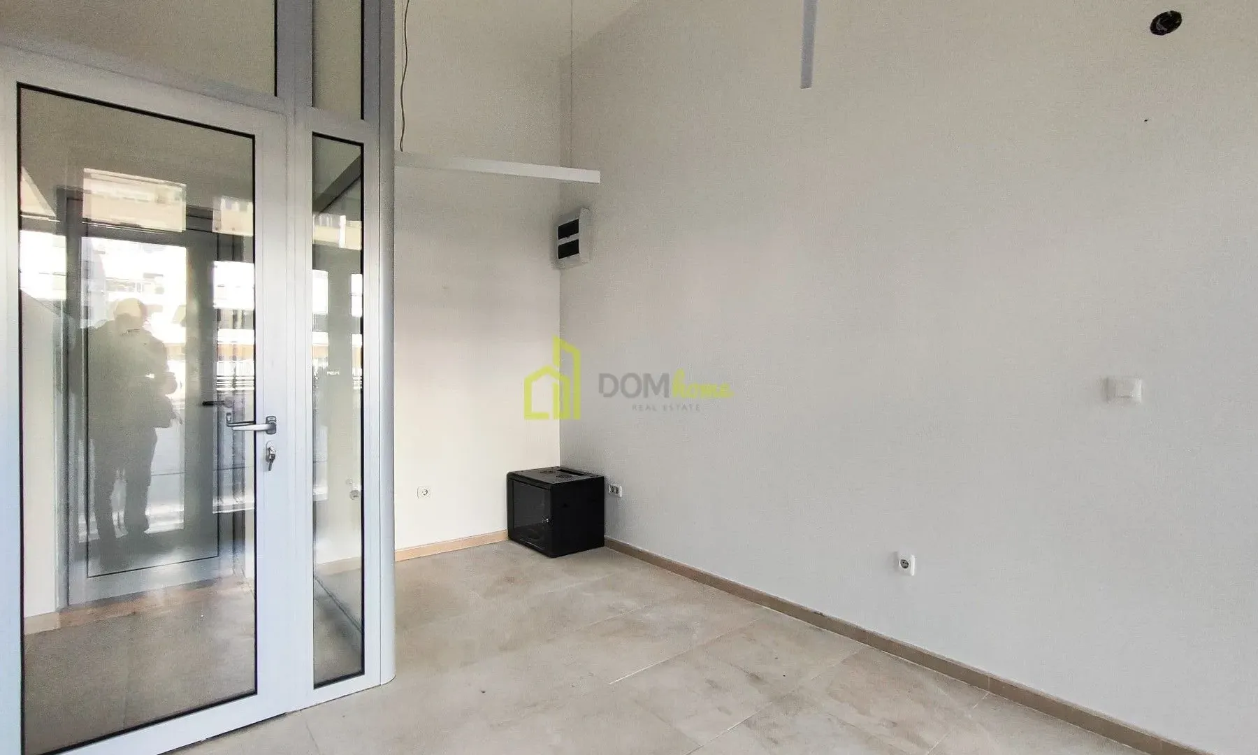 Rent, office space, 43m², Tološka šuma, Podgorica