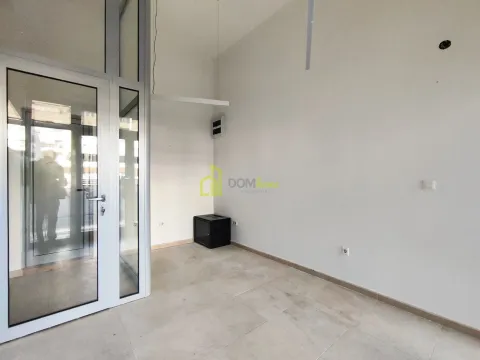 Rent, office space, 43m², Tološka šuma, Podgorica - image 6