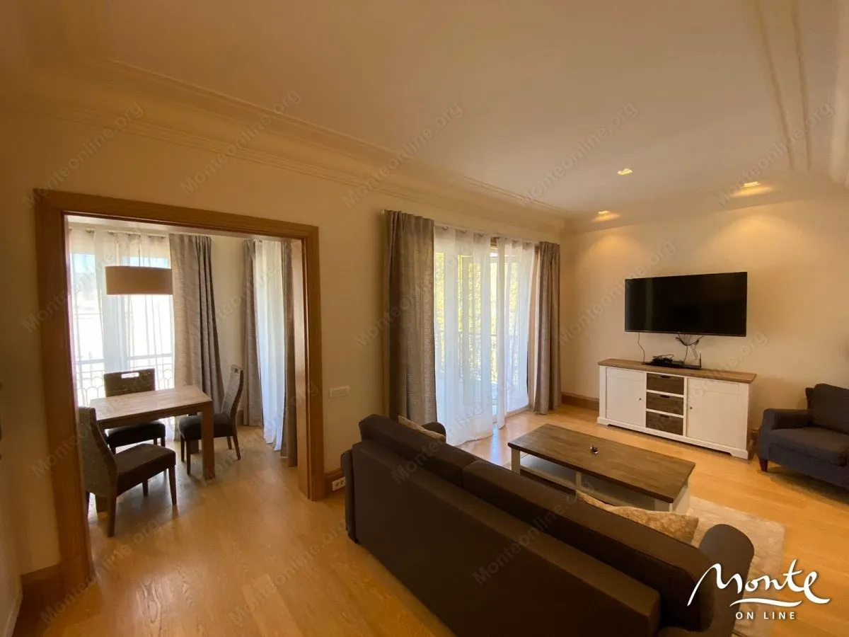 Prodaja, jednosoban stan, 76m², Tivat, Crna Gora