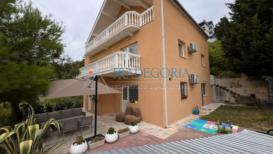 Prodaja, dvosoban stan, 40m², Kotor, Crna Gora
