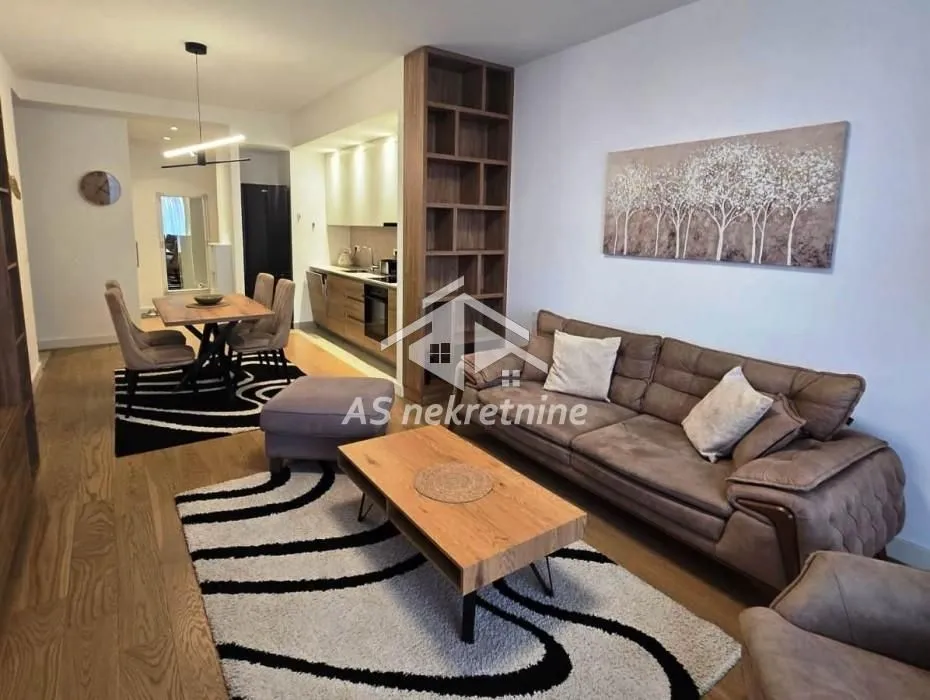 Izdavanje, trosoban stan, 84m², Novi Beograd Sve Podlokacije, Beograd