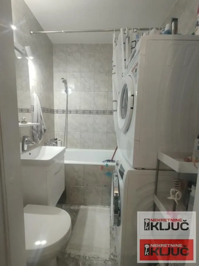 Prodaja, dvosoban stan, 54m², Novo naselje, Novi Sad