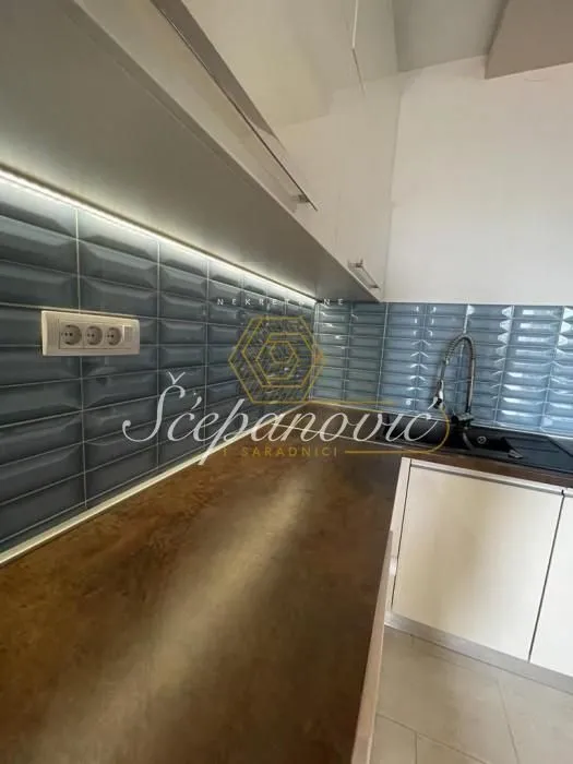 Sale, four bedroom apartment, 104m², Bulevar Evrope, Novi Sad Sve Podlokacije