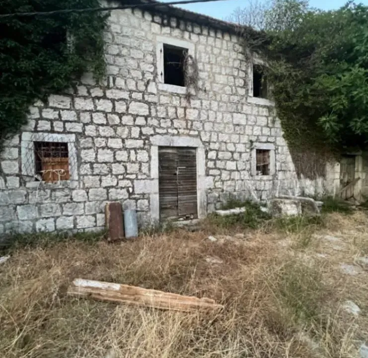 Sale, house, 120m², Sušćepan, Herceg Novi