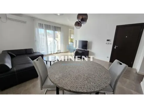 Izdavanje, trosoban stan, 75m², Lekino Brdo, Voždovac Sve Podlokacije - image 3