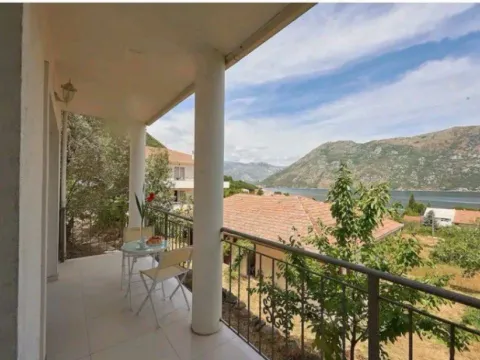 Sale, two bedroom apartment, 62m², Stoliv, Kotor - image 6