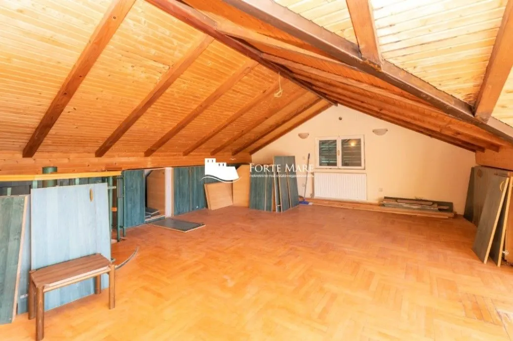 Prodaja, kuća, 252m², Topla, Herceg Novi