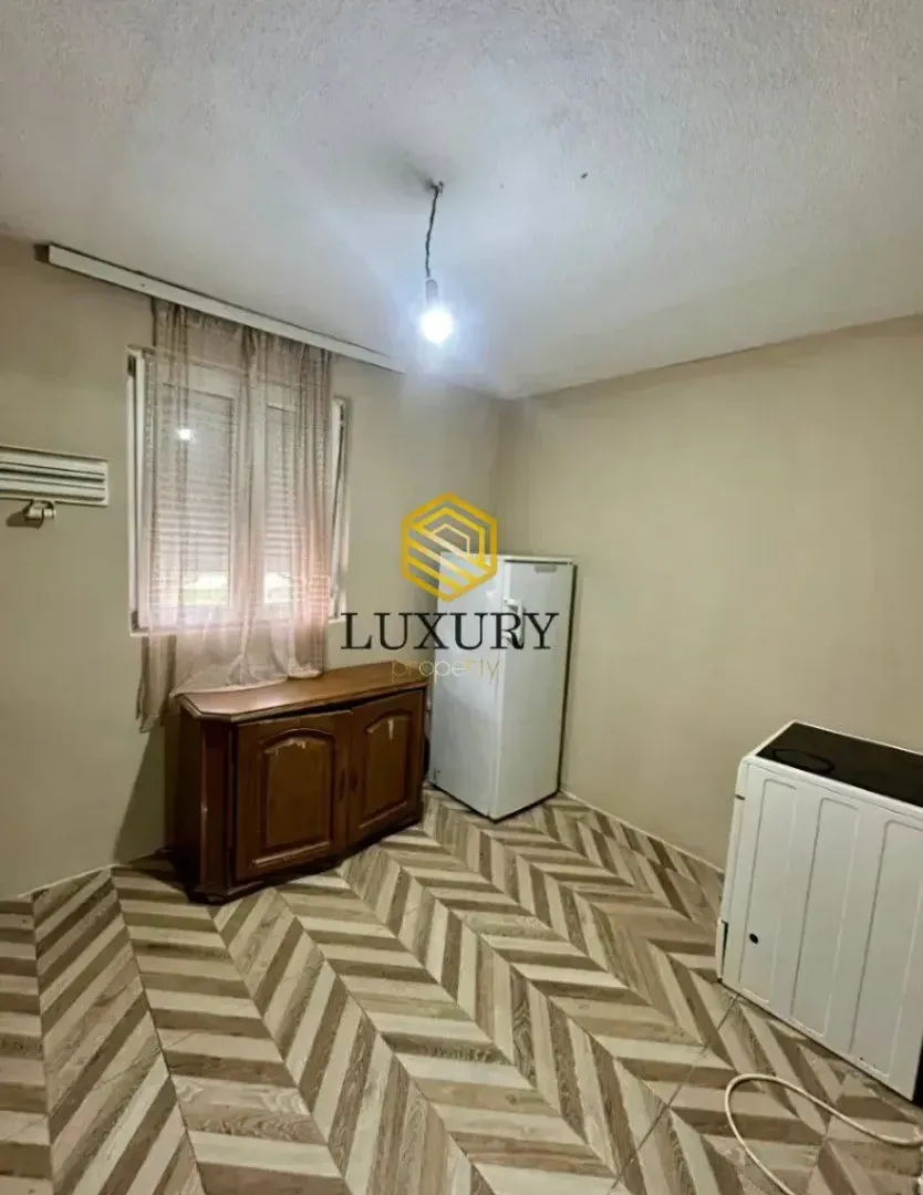 Rent, house, 180m², Masline, Podgorica
