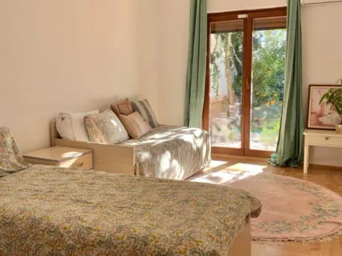 Izdavanje, trosoban stan, 110m², Gorica C, Podgorica - image 11