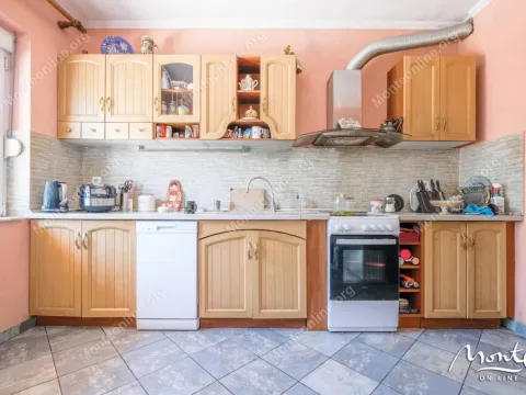 Prodaja, kuća, 172m², Muo, Kotor - image 10