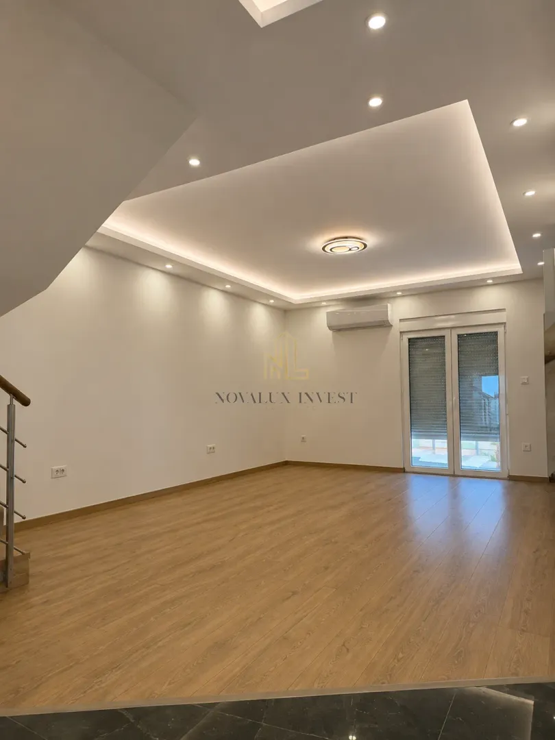 Rent, house, 200m², Karaburško Polje, Podgorica