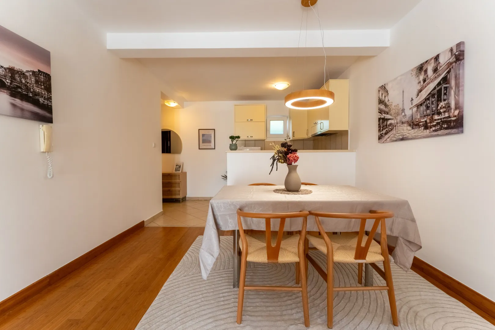 Prodaja, dvosoban stan, 68m², Pržno, Budva
