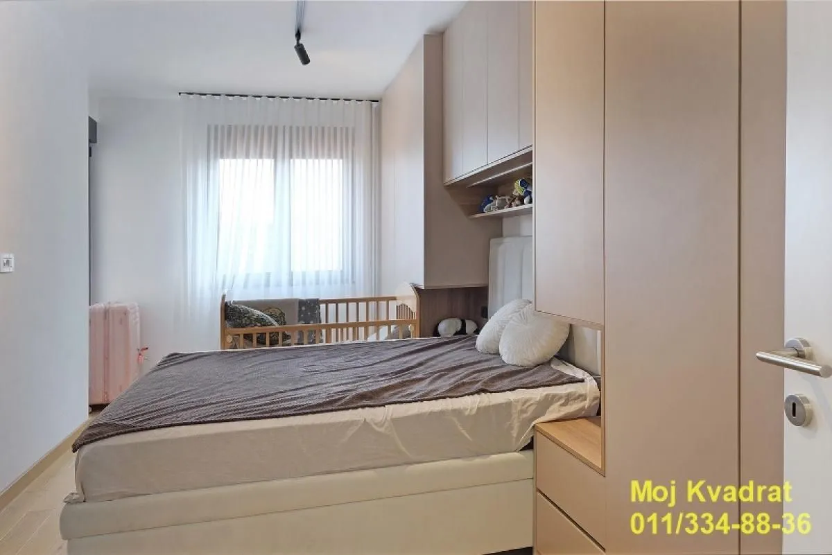 Sale, apartment, 152m², Čubura, Beograd