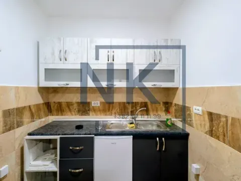 Izdavanje, poslovni prostor, 56m², City Kvart, Podgorica - image 3