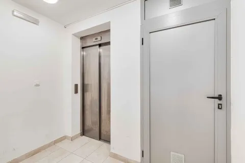 Prodaja, jednosoban stan, 51m², Bečići, Budva - image 12