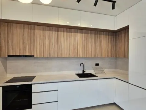 Izdavanje, dvosoban stan, 65m², Zabjelo, Podgorica